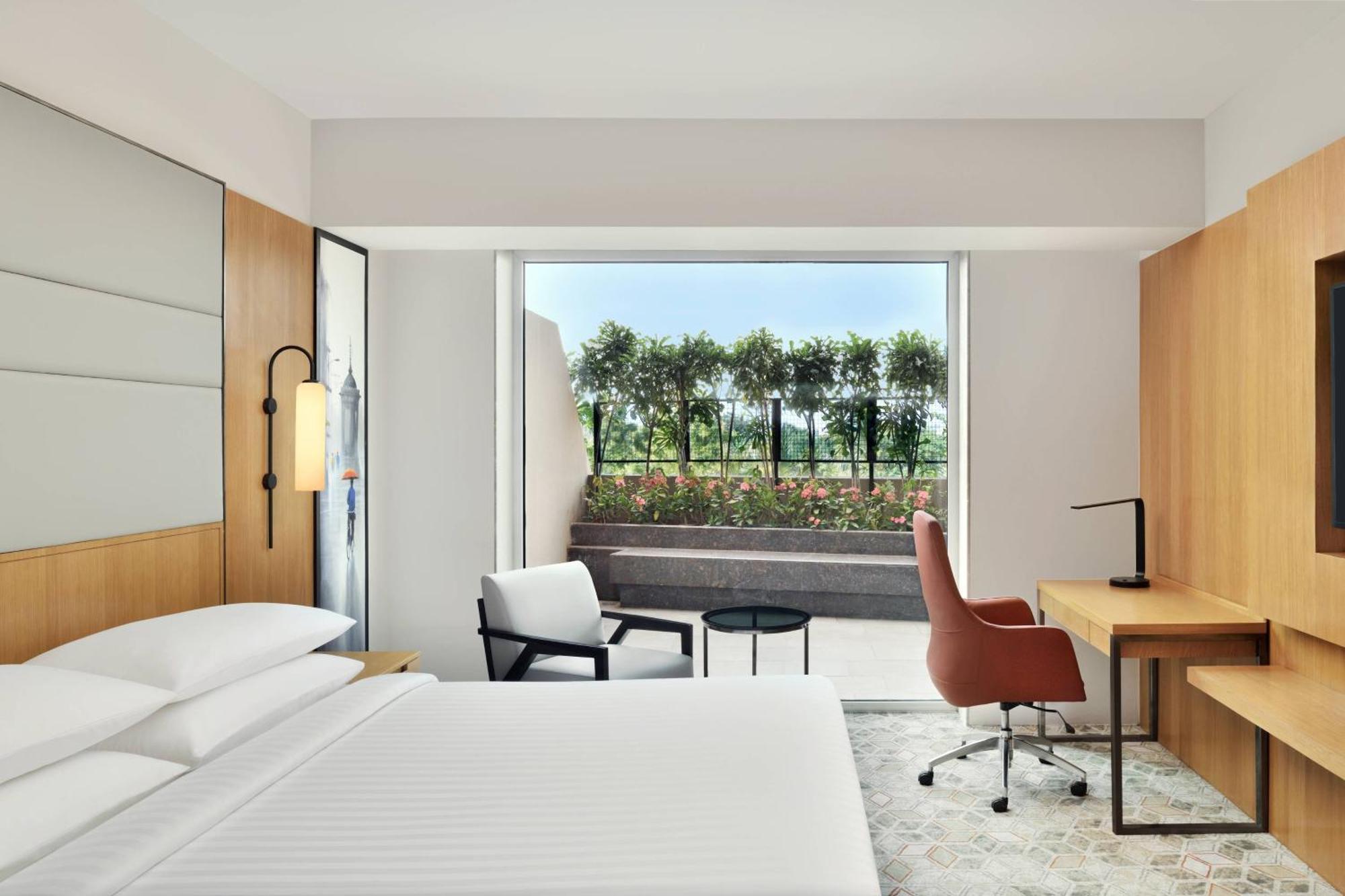 Courtyard By Marriott Nashik Hotell Eksteriør bilde