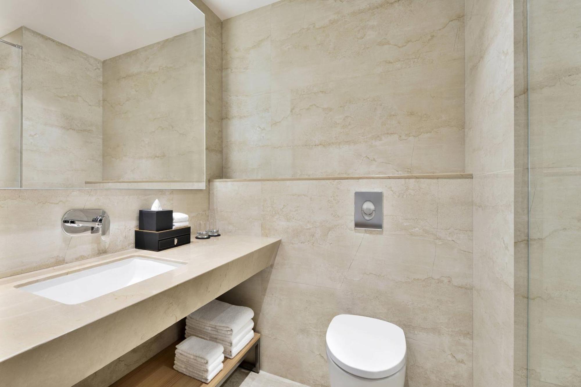 Courtyard By Marriott Nashik Hotell Eksteriør bilde